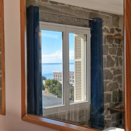 公寓 Incroyable T2 Plein De Charme Avec Balcon Vue A L'entree D'ajaccio *