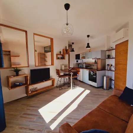 Incroyable T2 Plein De Charme Avec Balcon Vue A L'entree D'ajaccio דירה אז'אקסיו