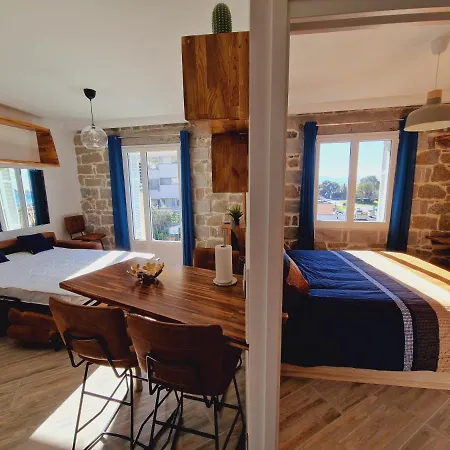 Incroyable T2 Plein De Charme Avec Balcon Vue A L'entree D'ajaccio דירה *